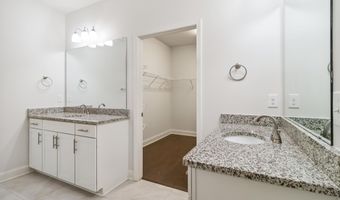 881 Deepwood Ct, Boiling Springs, SC 29316