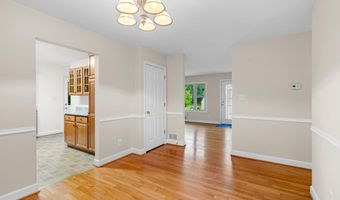 7100 OLD CHAPEL Dr, Bowie, MD 20715