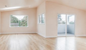 314 S HAZEL St, Brookings, OR 97415