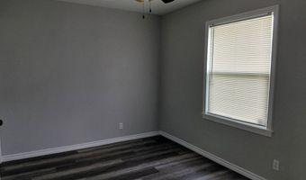 1105 MILLER, Angleton, TX 77515