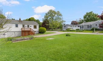 175 Kay St, Newport, RI 02840