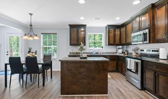 165 6th, Auburn, GA 30011
