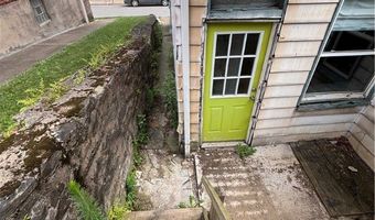 90 Pius St, Airville, PA 15203