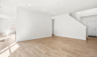 8607 Redditch Dr, Avon, IN 46123