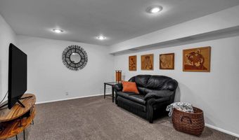 405 S 44th St, Boulder, CO 80305