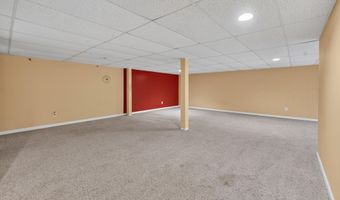 392 Sedgewood Ln, Ann Arbor, MI 48103