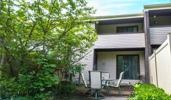 1104 Netherton Ct, Amherst, NY 14051