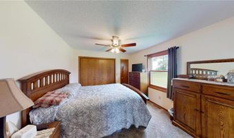 23371 650th Ave, Alden, MN 56009