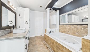14024 Campisi Dr, Abbeville, LA 70510