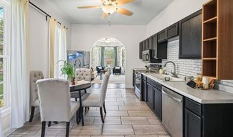 818 Spruce St, Alton, IL 62002