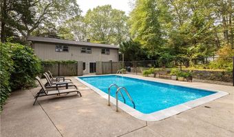 165 Kent Dr, East Greenwich, RI 02818
