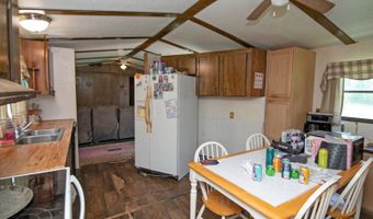 941 E Clayton Rd, Alderson, WV 24910