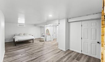 5044 Albany Dr, Columbus, OH 43232