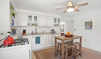 200 Meadow St, Branford, CT 06405