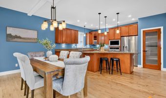 8977 Valley Brook Cir, Anchorage, AK 99507