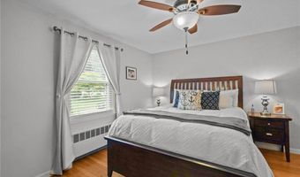 16 Red Cedar Dr, Cranston, RI 02920