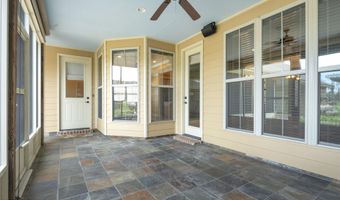 210 Grand Lake Dr, Arnaudville, LA 70512
