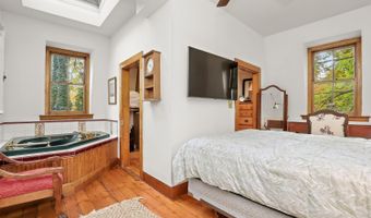 47 Hollow Tree Ridge Rd, Darien, CT 06820