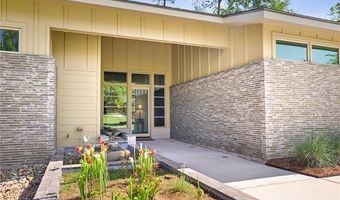 913 CAMPHILL Dr, Abita Springs, LA 70420