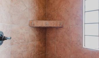 34 Claraboya LP, Alamogordo, NM 88310