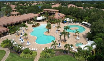 5663 SUNSET FALLS Dr, Apollo Beach, FL 33572