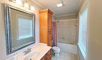 304 PARISH Dr, Arabi, LA 70032