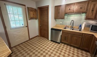 186 View Rd, Alderson, WV 24910