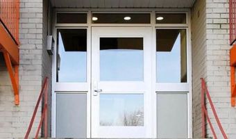 2215 HUNTER Pl SE 303, Washington, DC 20020