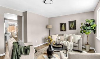 12 Faust Ct, Ann Arbor, MI 48108