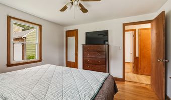 18 Leslie Ct, Bristol, CT 06010