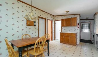 6 Joyce Ln, Raymond, NH 03077