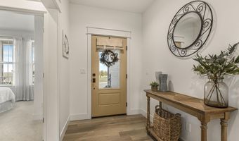 6482 Crown Cres, Ammon, ID 83406