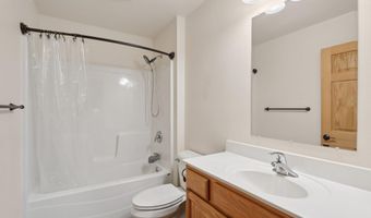 400 Mourning Dove Ct, Arena, WI 53503