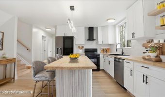 45 Tamarack Ter, Albrightsville, PA 18210