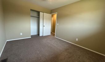 4382 Valence Dr, Delhi, OH 45238