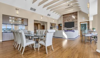 99 Holly Ln, Bayville, NJ 08721