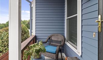 200 Heroux Blvd 203, Cumberland, RI 02864
