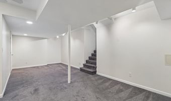 5719 NEWINGTON Rd, Bethesda, MD 20816