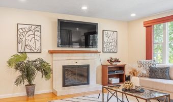 16 Patriots Rd, Acton, MA 01720
