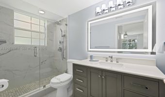 19601 E Country Club Dr 7108, Aventura, FL 33180