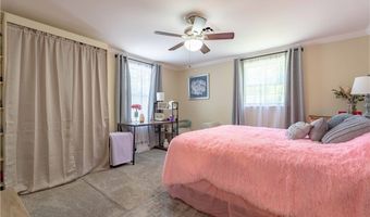 1201 Overlook Dr, Alliance, OH 44601