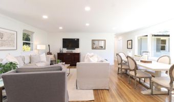 1092 W Lake Dr, Athens, GA 30606