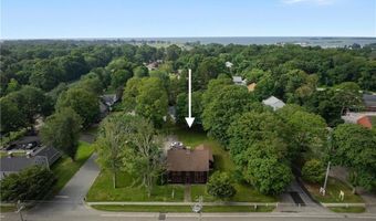 130 E Main St, Clinton, CT 06413