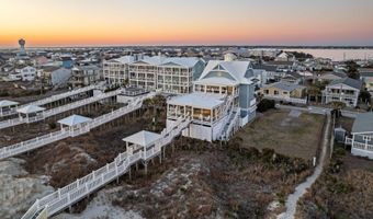 302 Glenn St, Atlantic Beach, NC 28512