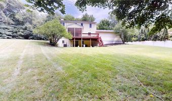 6 Forest Hill Dr, North Smithfield, RI 02896