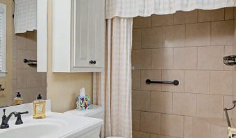 1732 Marbury Ln, Albany, GA 31707