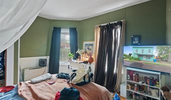 305-307 N Winooski Ave, Burlington, VT 05401