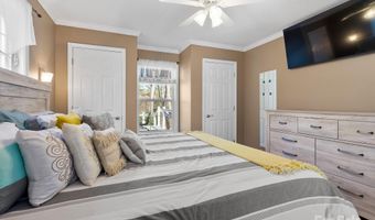 8 Alexander Chapel Dr, Asheville, NC 28804