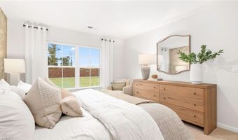 1016 Slingshot Dr, Archdale, NC 27263