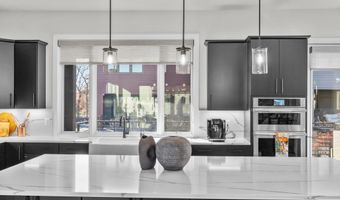 9750 WINDFLOWER Way, Bethesda, MD 20817